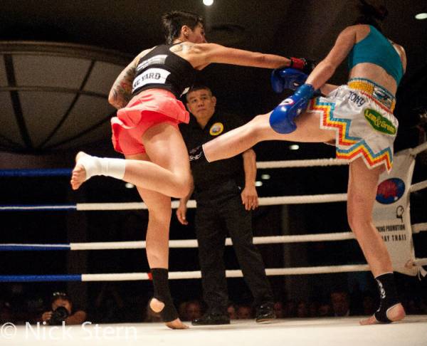 roxy richardson, muay thai, function 5 fitness, female fighter, female muay thai