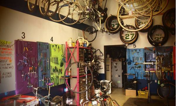 bicycle kitchen, bicycle collective, bicycle co-op, cycling, bike commuting