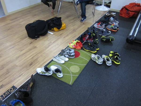 shoes, asia, crossfit, travel, etiquette, gym etiquette