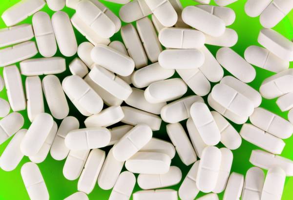 calcium supplements, dangers of supplements, how to buy supplements