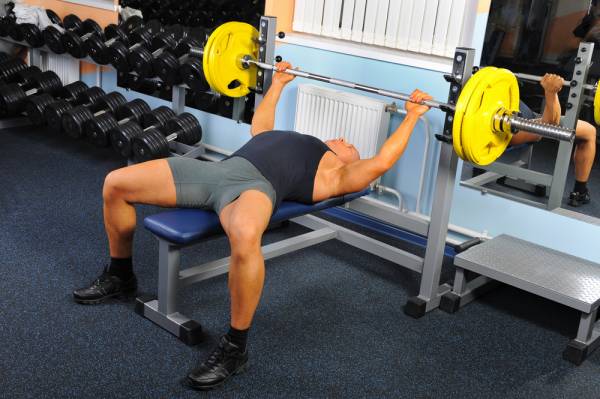 bench press, functional fitness, how to bench press, proper bench press