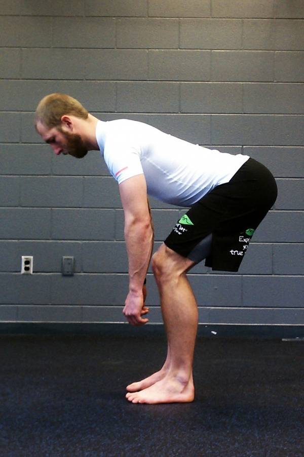 How to Do the Hip Hinge and Why It's So Important for Your Workouts