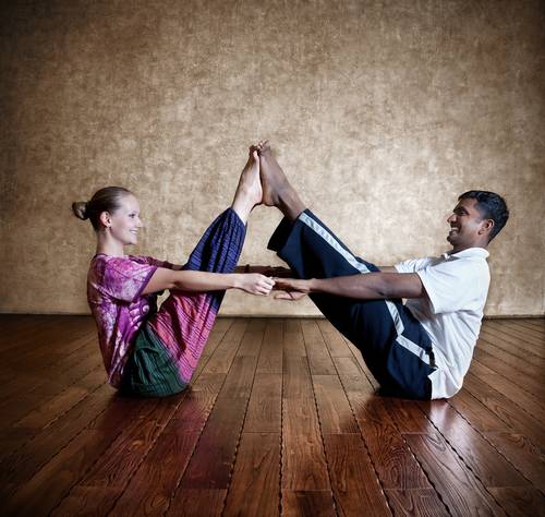 Ð Man and a Woman Sit and Meditate on the Floor with Their Backs Against  Each Other. Young People Practicing Tantra Yoga Stock Image - Image of  caucasian, mental: 212139623