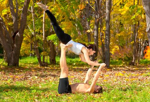 partner yoga, tantric yoga, romantic yoga, yoga with loved ones, yoga
