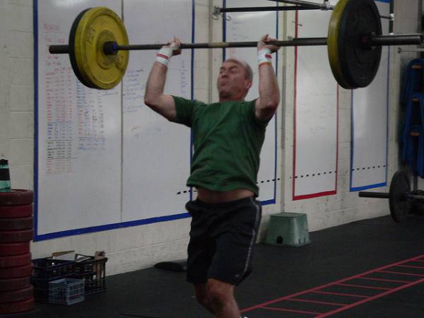 press vs jerk, difference between press and jerk, olympic weightlifting