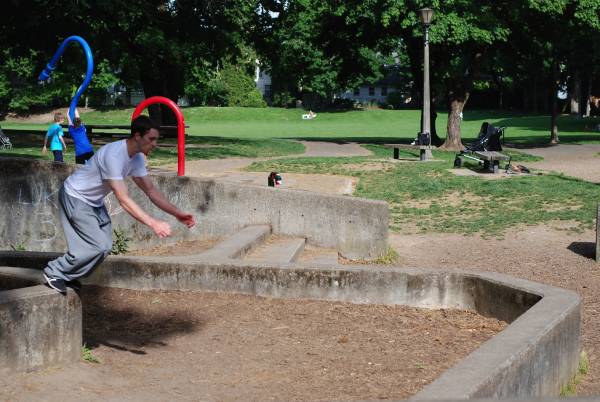 how to do a precision jump, precision jump, parkour jump, parkour jumping