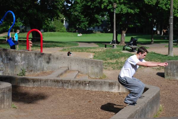 how to do a precision jump, precision jump, parkour jump, parkour jumping