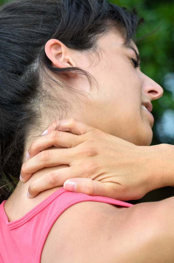 neck pain, injury recovery, dealing with injury, training with injury