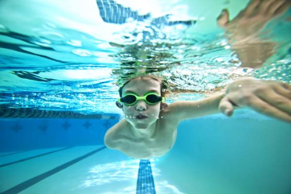 swimming, swim workouts, beginner swim workouts, beginner swimmers