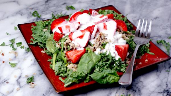 strawberry quinoa salad