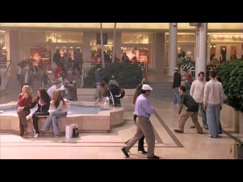 Mean Girls water hole at the mall scene