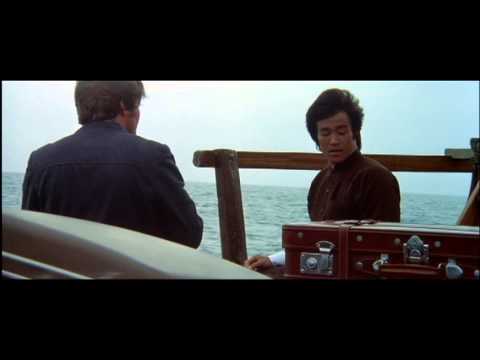 Bruce Lee: &quot;Enter The Dragon&quot; - The Art of Fighting Without Fighting