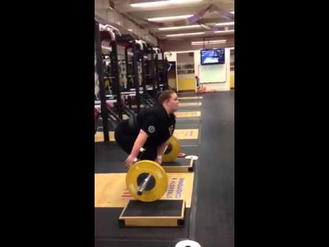 Video: BreakingMuscle.com - Holley Mangold: One-Armed Snatch
