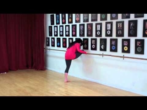 Video: Figure 4 Stretch at the Barre