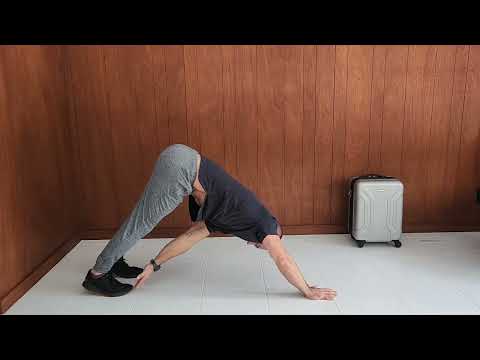 Plank to Pike with Alternating Toe Reach