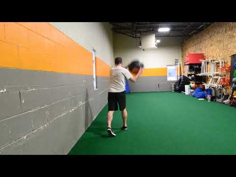 Med Ball Split Stance Chops