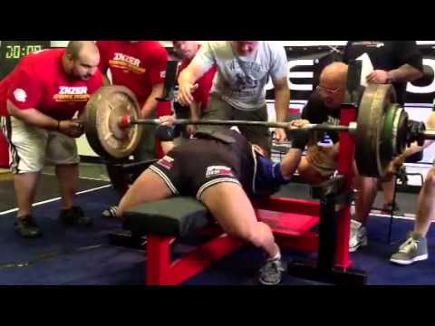 Laura Phelps-Sweatt Benches All-Time Record 540 lbs.