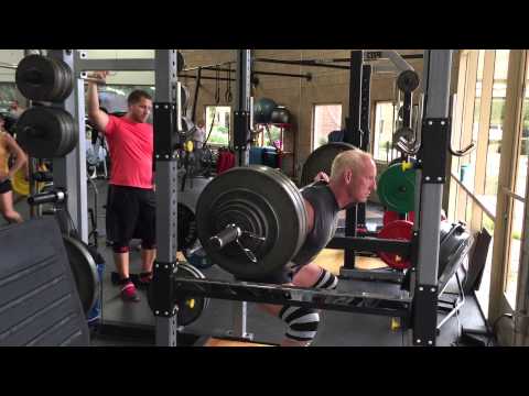 400 Squat
