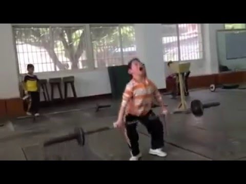 8 year old Chinese boy snatching. Start young!