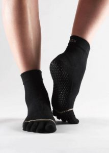 toe sox, vibrams, five fingers, five toes, grip socks, yoga socks