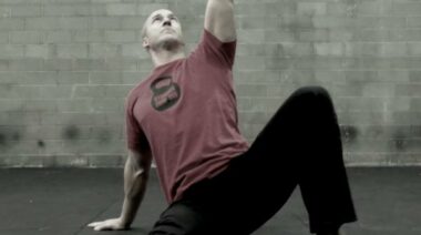 turkish get up, get up, rkc, hkc, kettlebells, how to do a get up, how to get up
