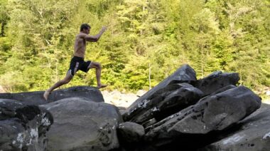 movnat, natural movement, natural movements, erwan le corre, jump over rocks