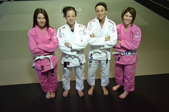 The Best BJJ Gear for Women: No Gi, Gi, and Random Girl Necessities -  Breaking Muscle