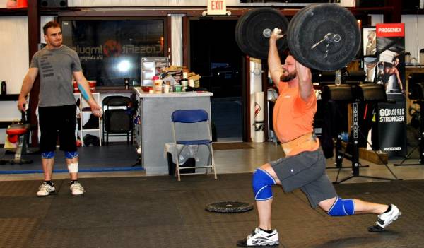 catching the bounce, olympic lifting, barbell bounce, olympic lifting, jerk