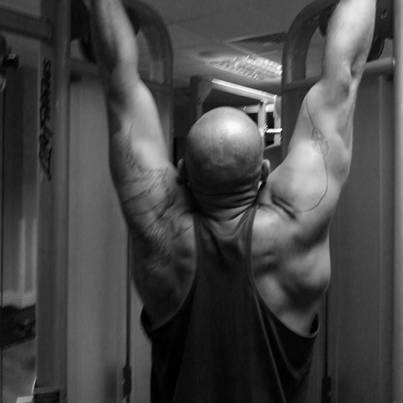 Why Do I Suck at Pull-Ups? And How to Get Better at Them