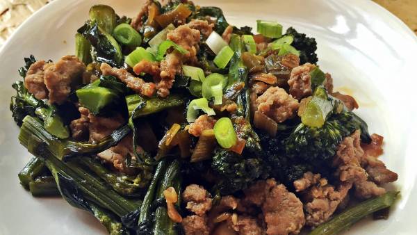 Transform Takeout: Homemade Beef and Broccoli for Athletes - Breaking ...