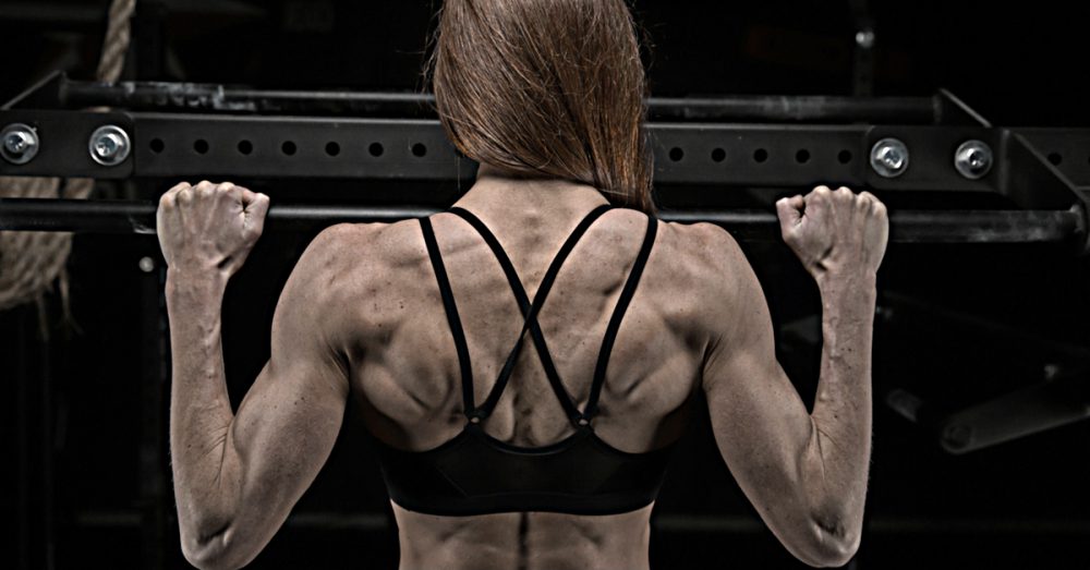 A Ladies' Guide to Your First Pull-Up