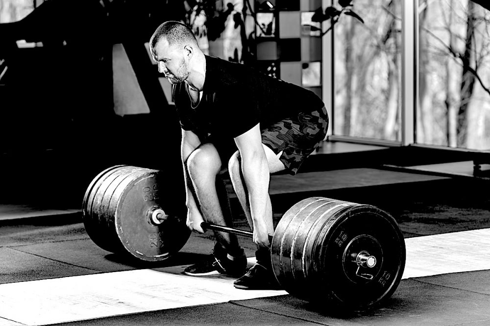 6 Cues to Make Your Deadlift Stronger - Breaking Muscle