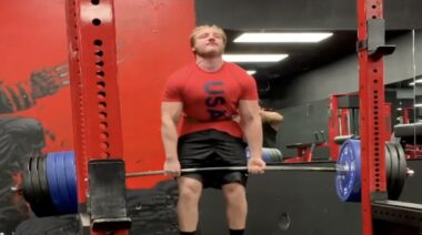 Teenage powerlifter Morgan Nicholls records a 605-pound deadlift in April 2022