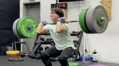 Seungyeon Choi finishes off an impressive clean rep during a CrossFit Quarterfinals workout