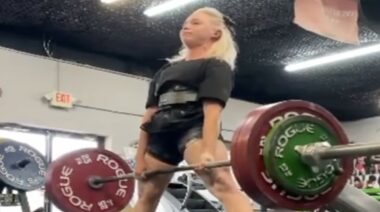 Heather Connor deadlifting in late May 2022