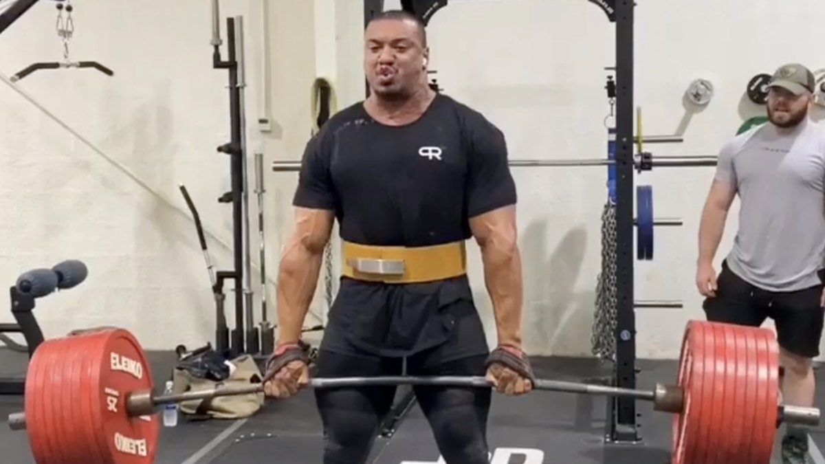 ASSISTA: Larry Wheels Completa 6 Reps com Alteres de 85kg