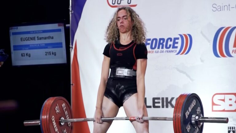 Powerlifter Samantha Eugenie at the 2022 FFForce Nationals