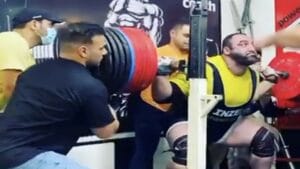 Powerlifter Shahram Saki logs a 510-kg unofficial IPF World Record squat in training in May 2022