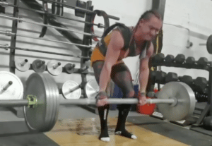 Rhianon Lovelace exceeds the Axle Deadlift World Record in June 2022
