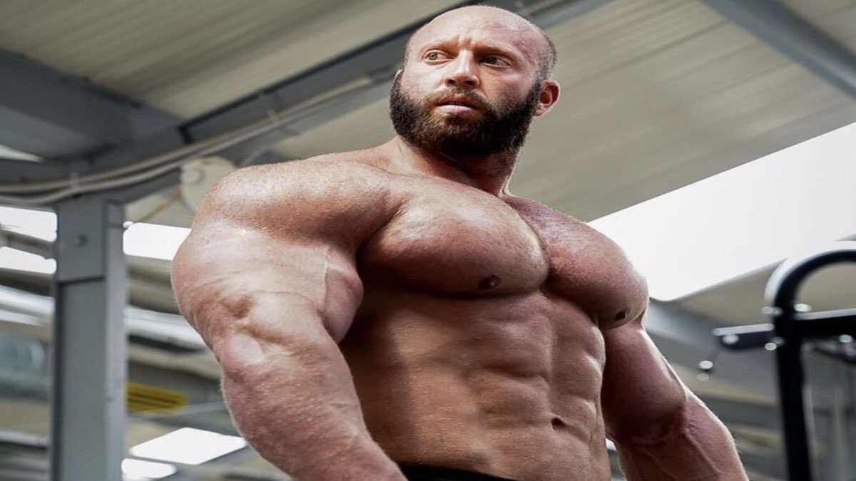 Kyle Farnsworth looks jacked before bodybuilder competition