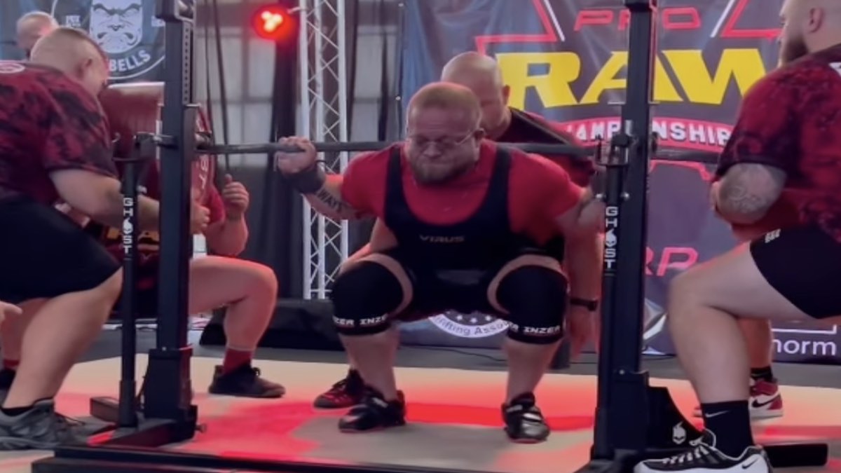 Silva smashes state record with 800-pound squat at Texas