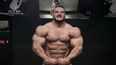 Nick Walker Weighs 262 Pounds Just Weeks Before 2022 Mr. Olympia