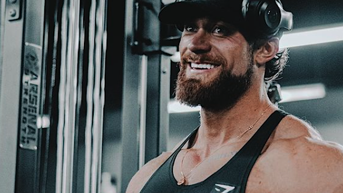 Chris Bumstead Executes A Perfect Chest Workout For 2023 Olympia – Fitness  Volt