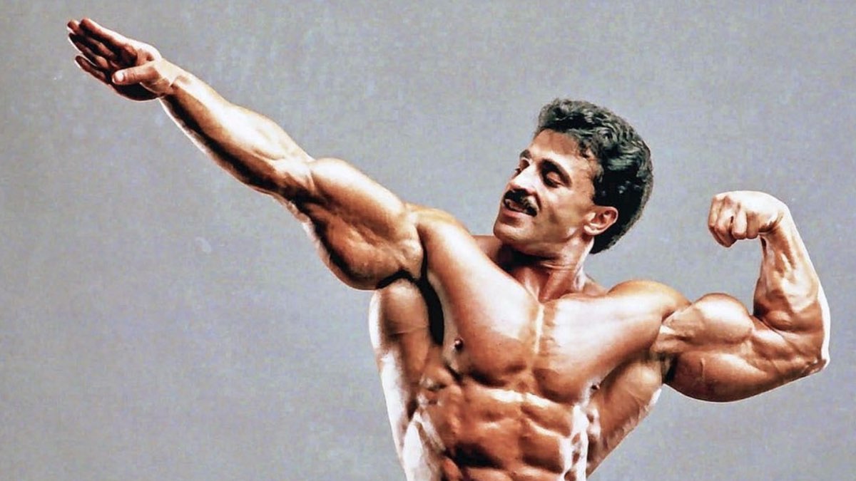 In the spirit of actually pleasing looking physiques, I present Samir  Bannout. : r/bodybuilding