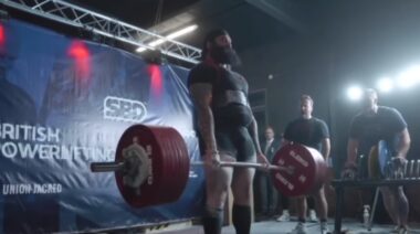Powerlifter Inderraj Singh Dhillon performing deadlift in competition