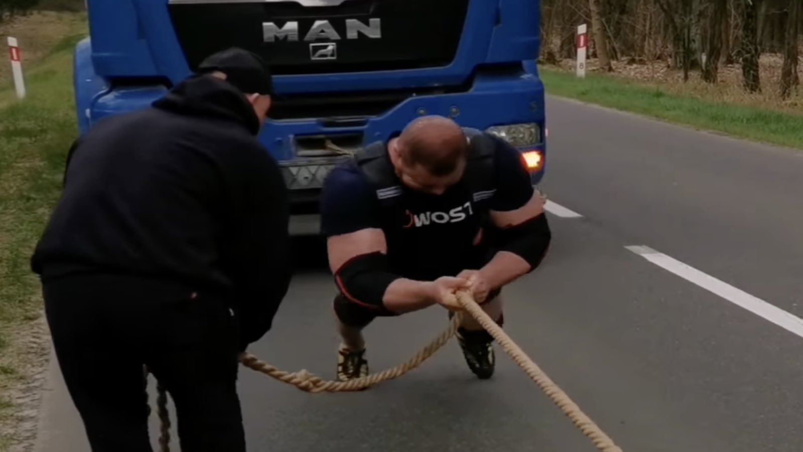 Mateusz Kieliszkowski Pulls 32-Ton Truck as His World’s Strongest Man Return Nears