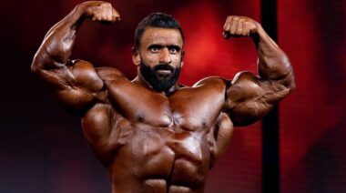 Mr. Olympia Hadi Choopan flexing muscles