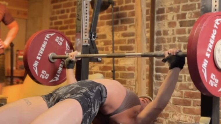 Samantha Eugenie Crushes 122.5-Kilogram (270-Pound) Bench Press PR