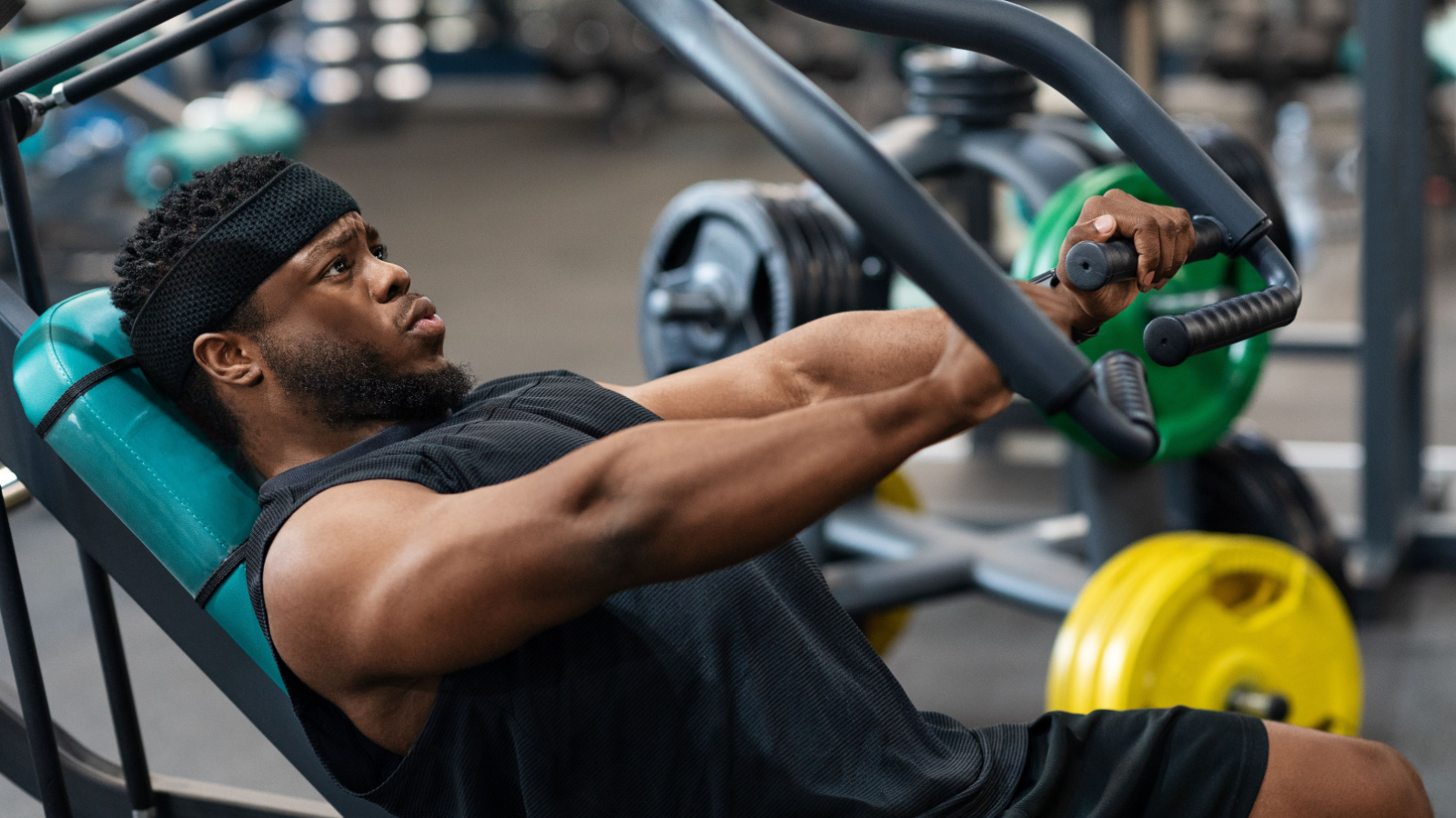 Your How-To Smith Machine Bench Press Guide - Why, Form and Tips