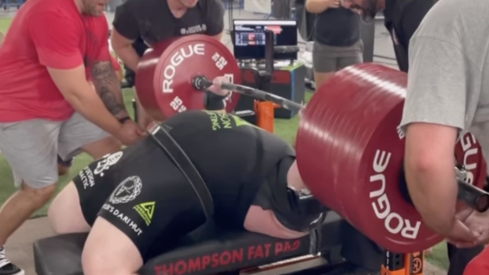 Jimmy Kolb Breaks All-Time World Document with 635.4-Kilogram (1,401-Pound) Bench Press — Heaviest Raise in Powerlifting Historical past